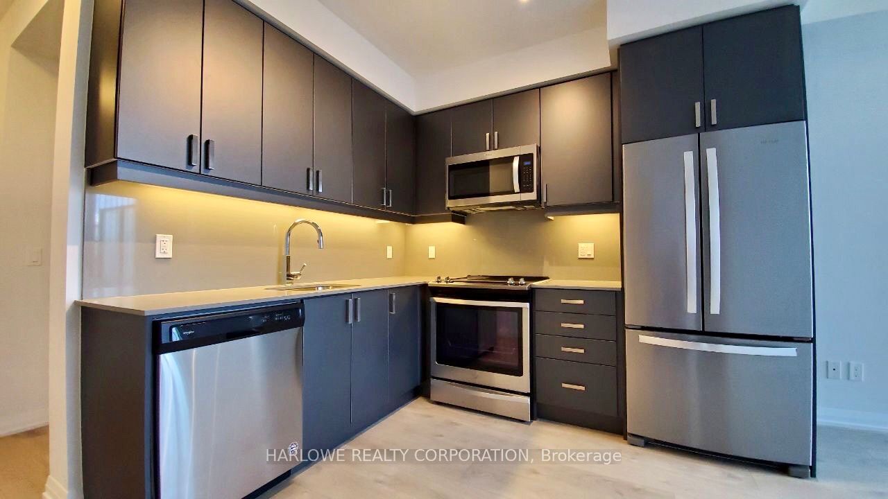 7895 Jane Street 203, Vaughan, ON L4K 0K2