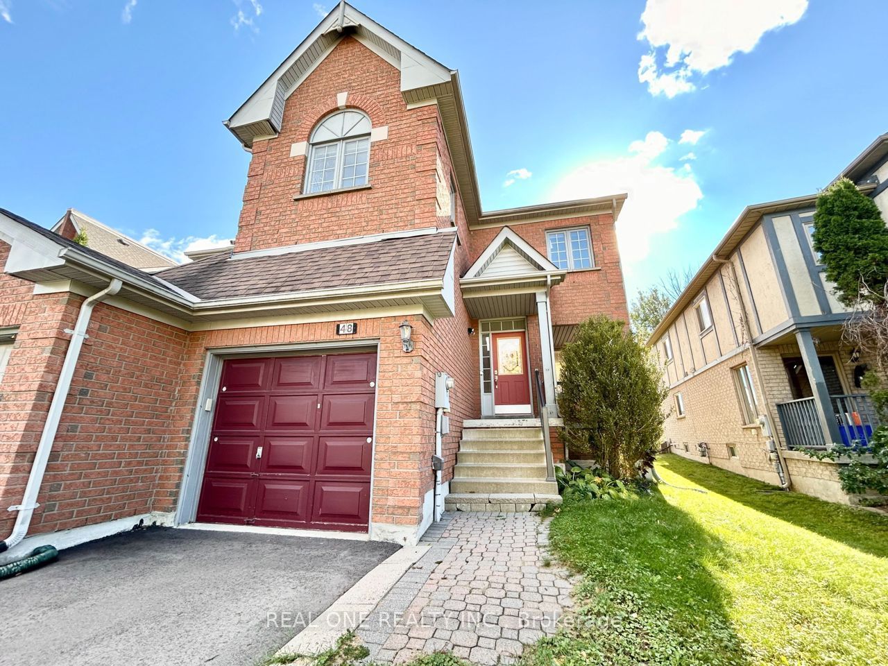 48 Primeau Drive, Aurora, ON L4G 6Z2