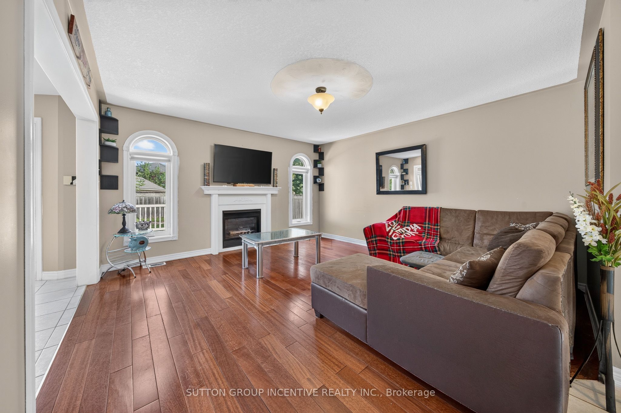 850 Leslie Drive, Innisfil, ON L9S 2B8 photo 5