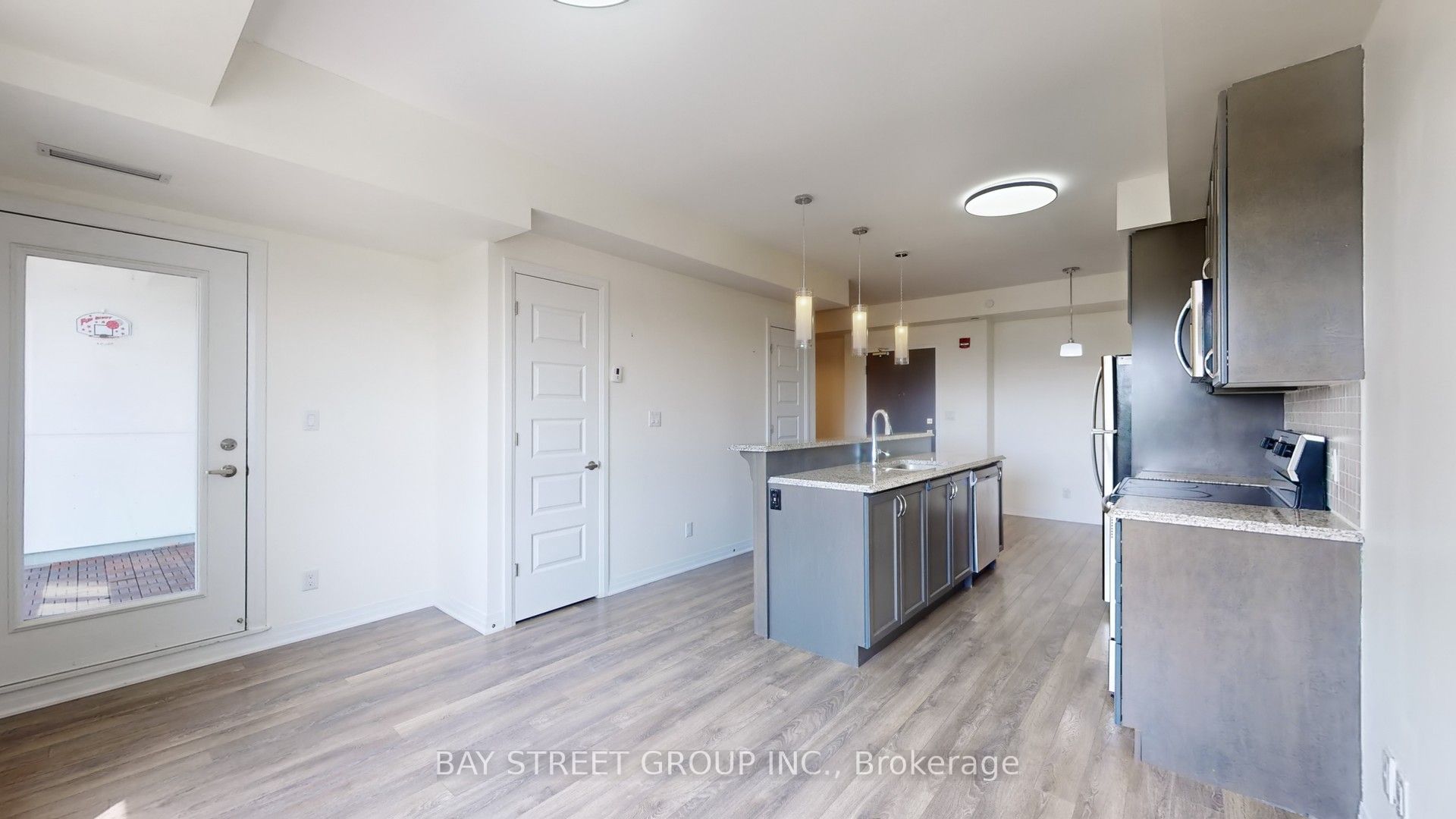 2 Adam Sellers Street 512, Markham, ON L6B 1P2 photo 2