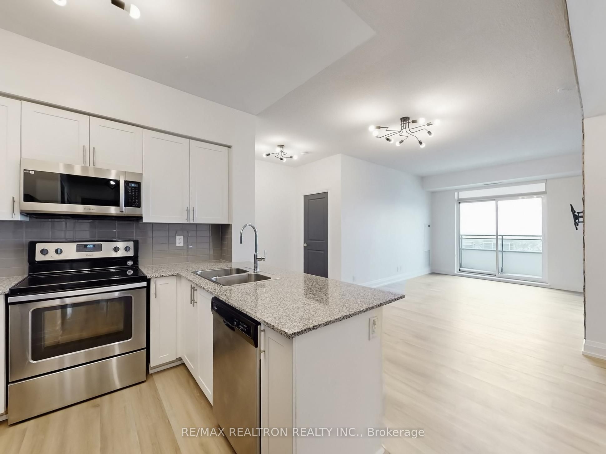 7890 Bathurst Street 2505, Vaughan, ON L4J 0J8 photo 2