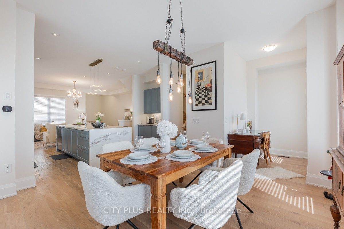9398 Bayview Avenue, Richmond Hill, ON L4C 4Z2 photo 4