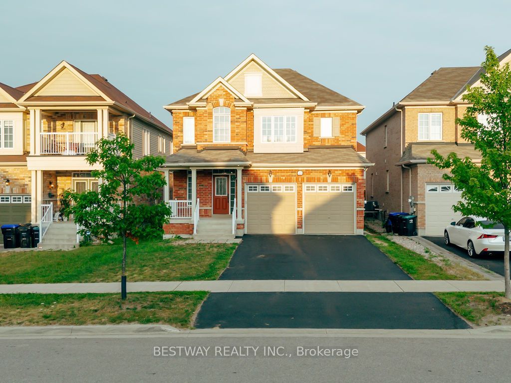 486 Greenwood Drive, Essa, ON L0M 1B6