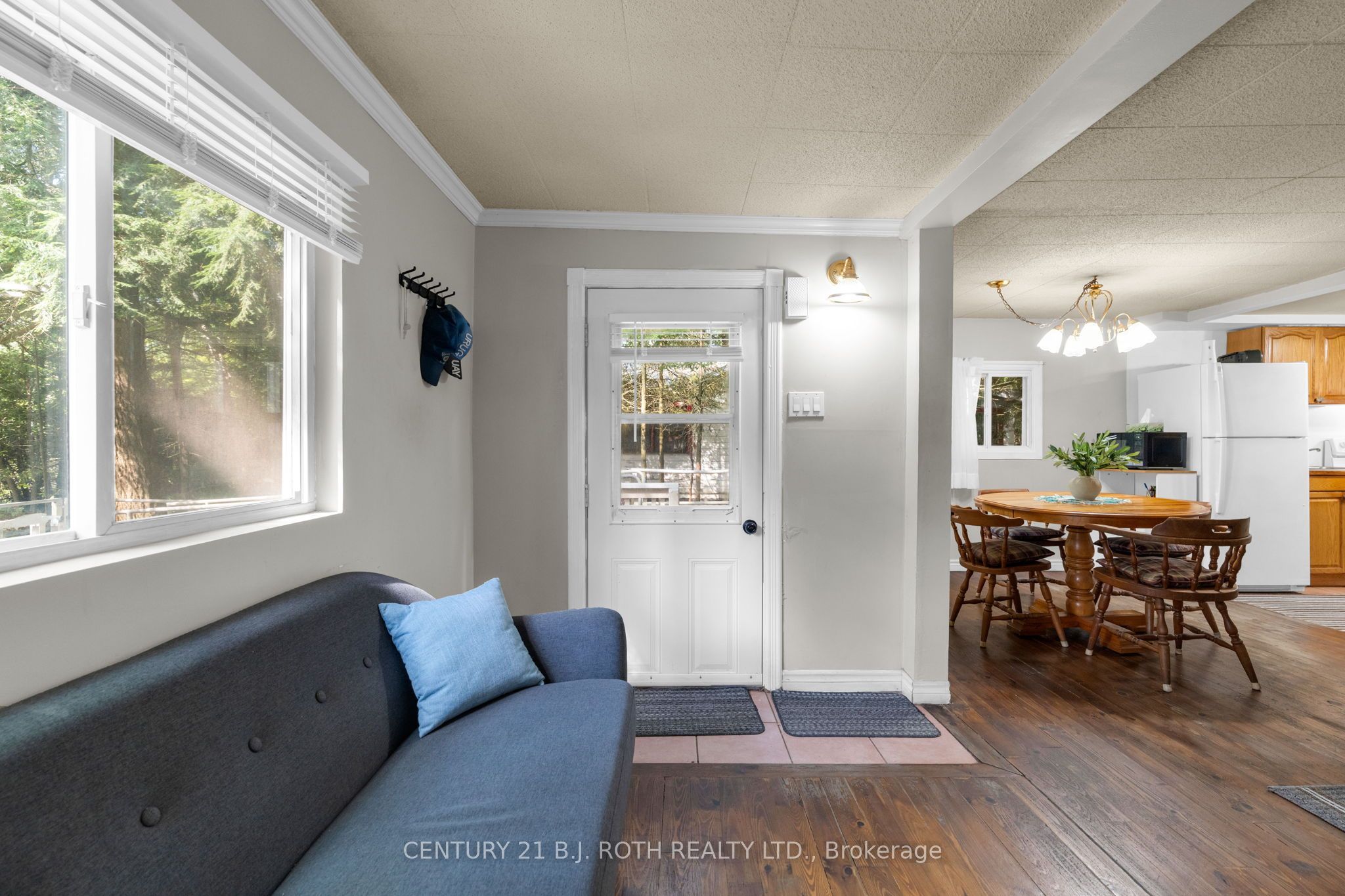 678 Pinegrove Avenue, Innisfil, ON L9S 2K4 photo 5