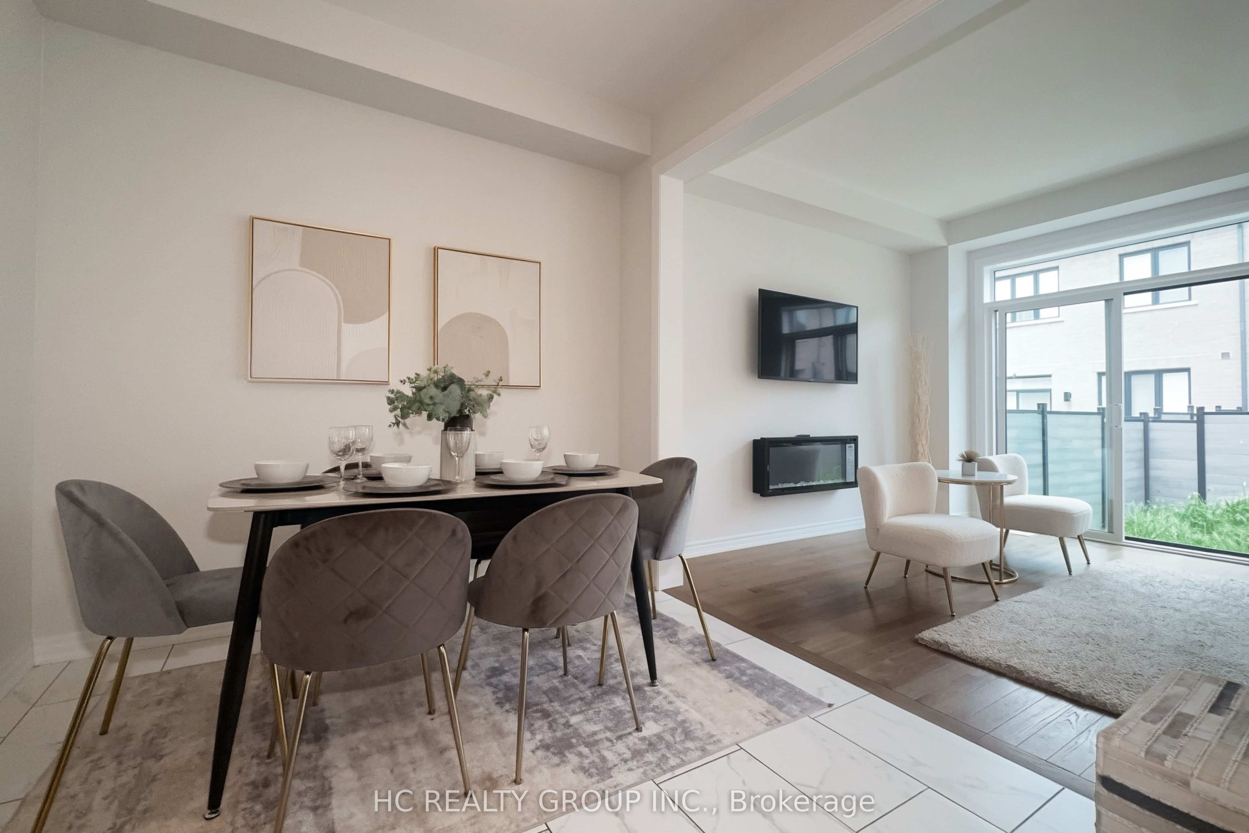 8 Hewison Avenue, Richmond Hill, ON L4S 0J2 photo 4