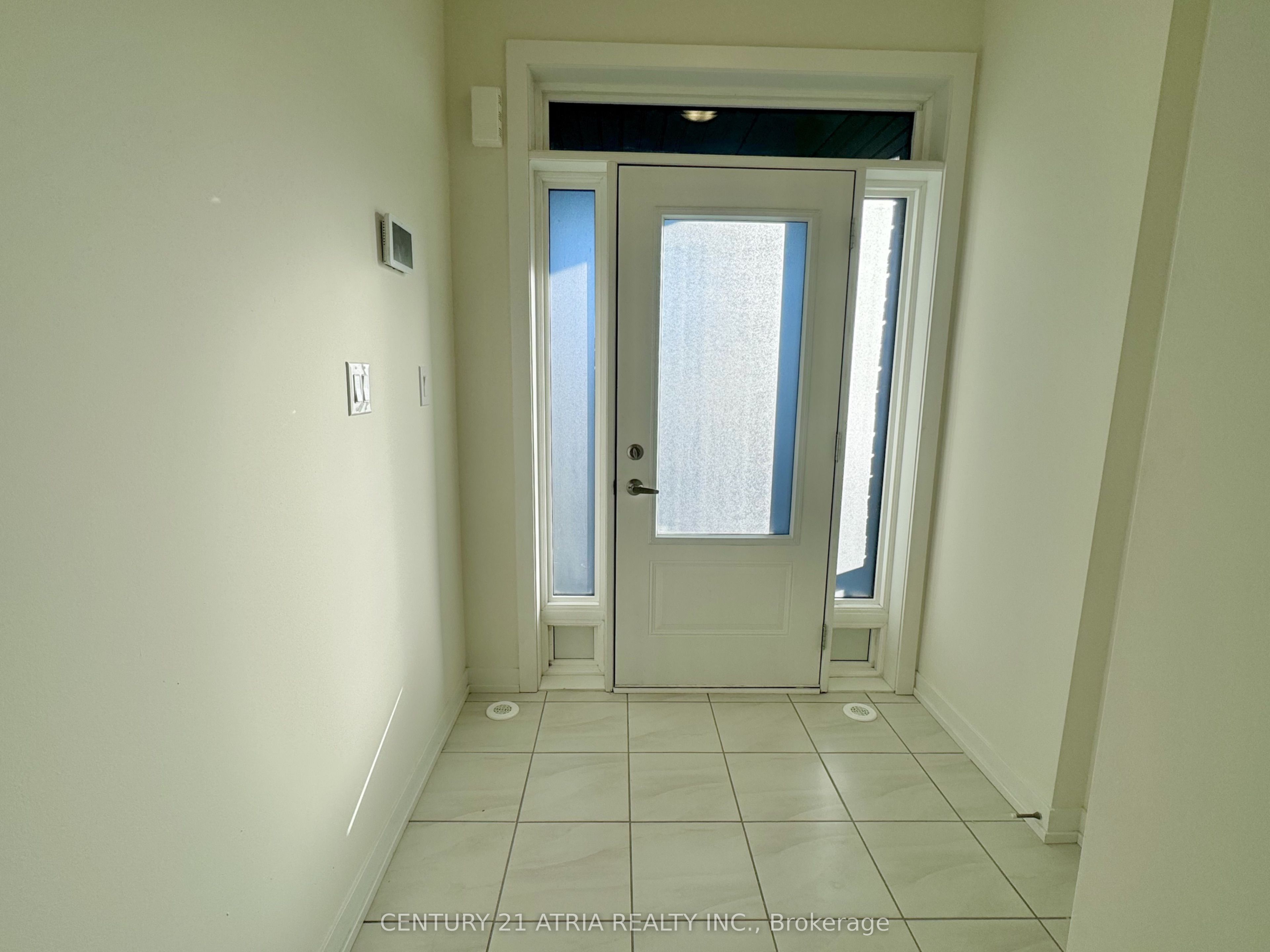 53 Riley Reed Lane, Richmond Hill, ON L4S 0M3 photo 2