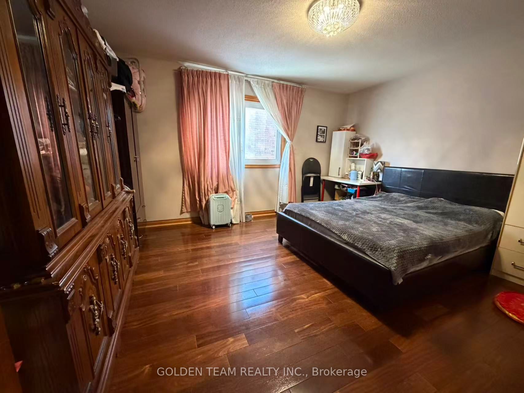 16 Mallory Avenue main floor, Markham, ON L3R 6P7 photo 2