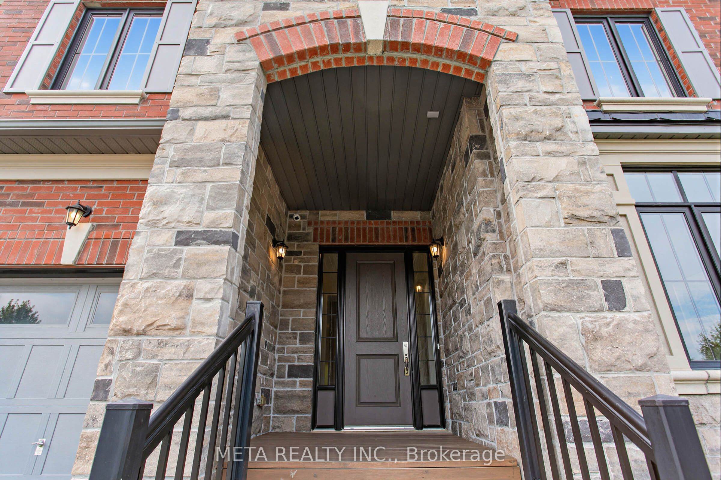 56 Klees Crescent, Aurora, ON L4G 3W8 photo 3