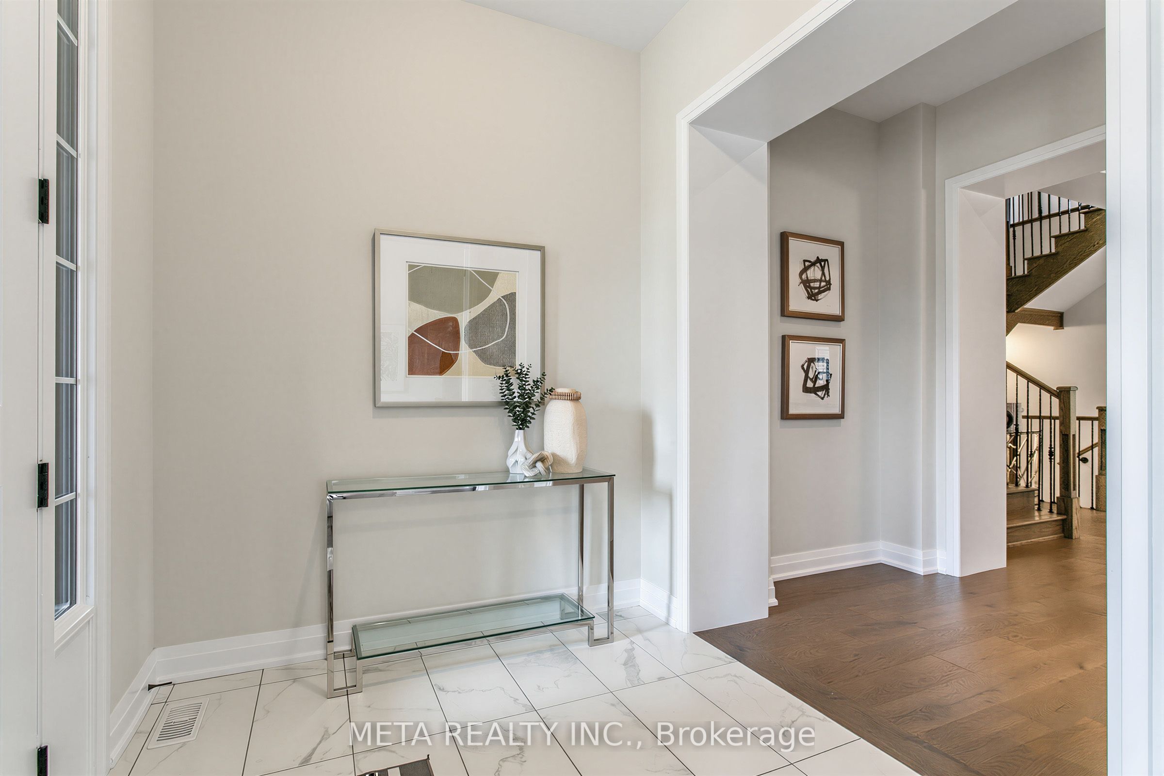 56 Klees Crescent, Aurora, ON L4G 3W8 photo 4