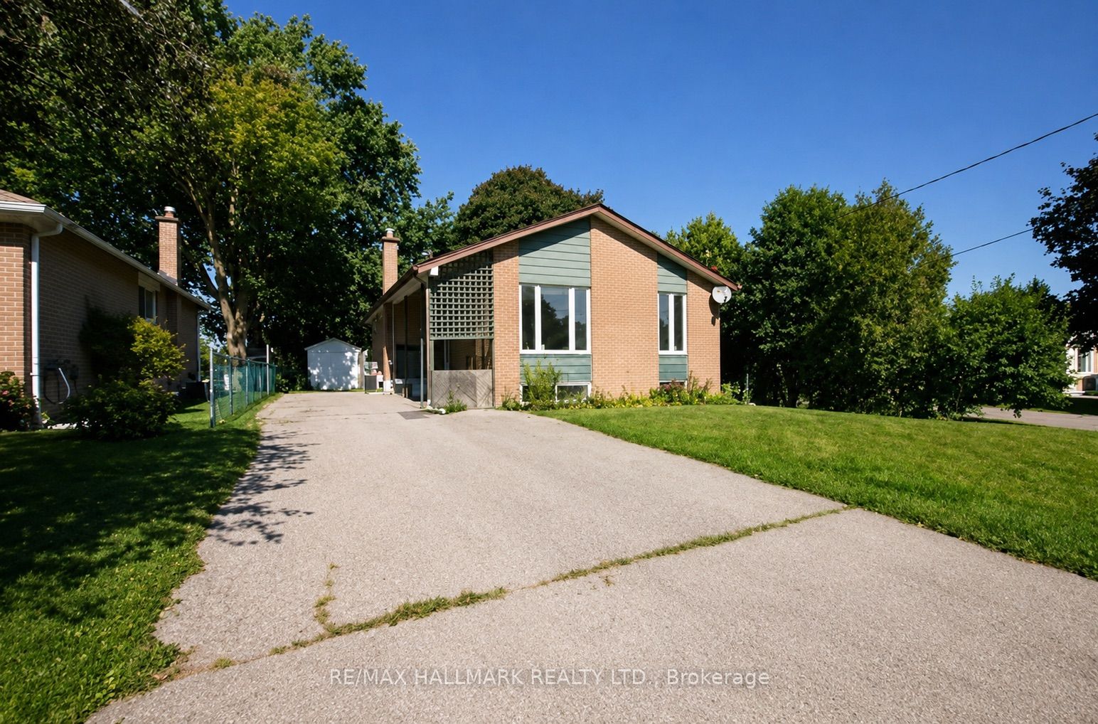 68 Child Drive Basement A, Aurora, ON L4G 1Y7