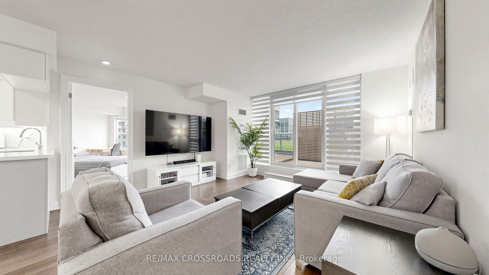 23 Cox Boulevard 656, Markham, ON L3R 4G1 photo 5