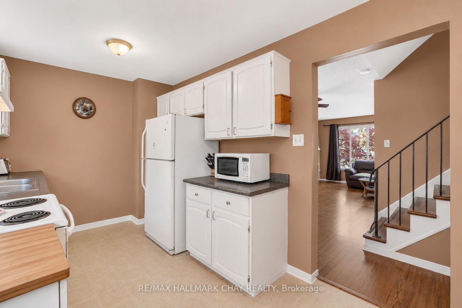28 Britannia Avenue, Bradford West Gwillimbury, ON L3Z 1A1 photo 5