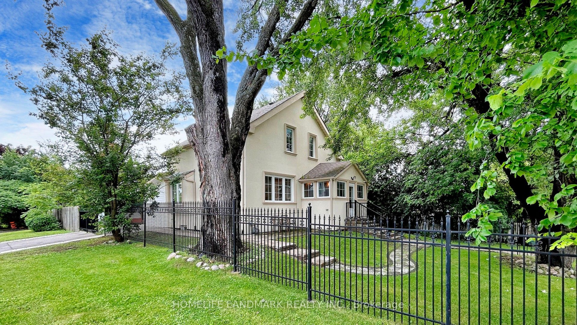 98 Glen Cameron Road, Markham, ON L3T 1P8 photo 3