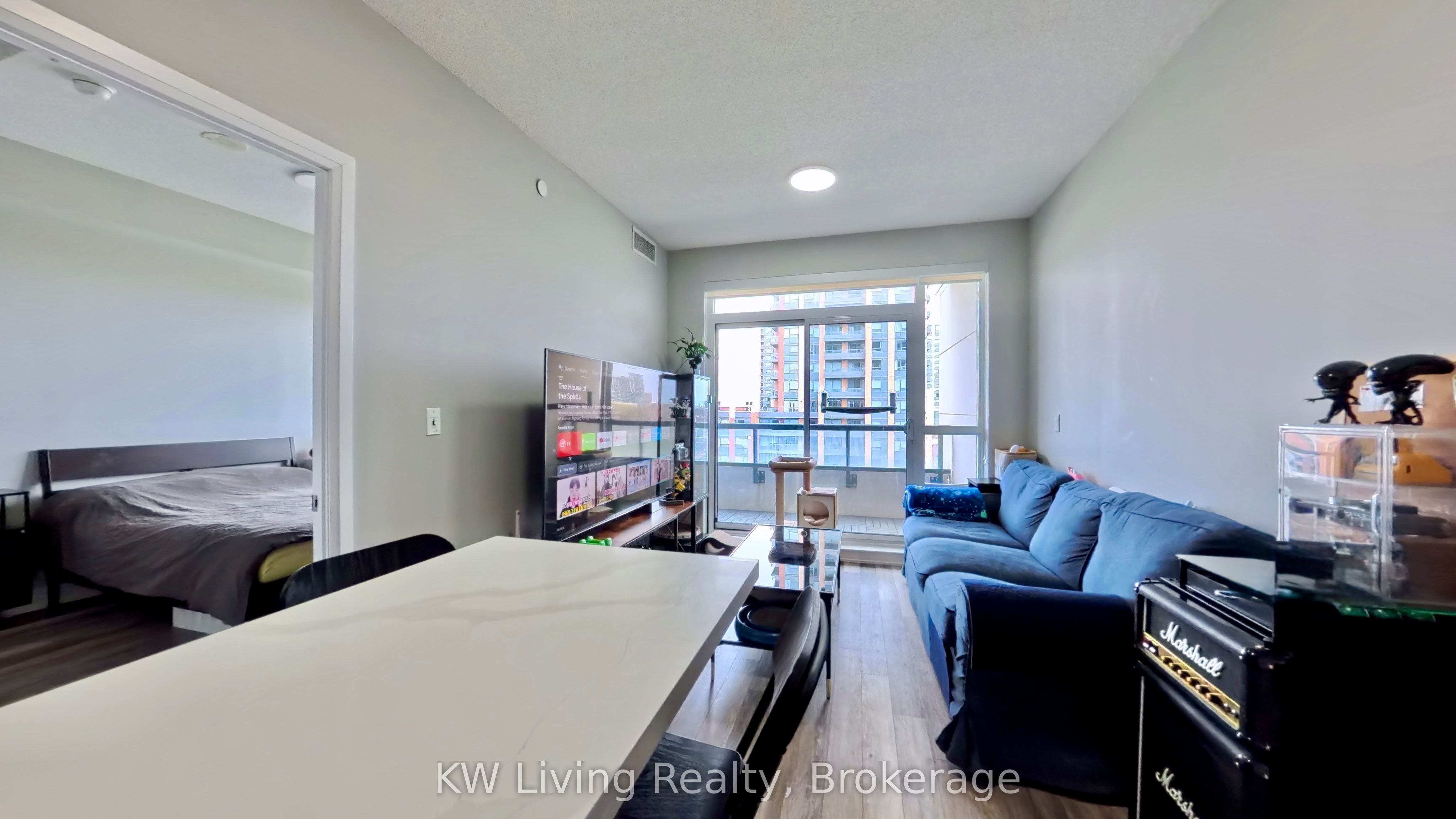 15 Water Walk Drive 711, Markham, ON L6G 0G2