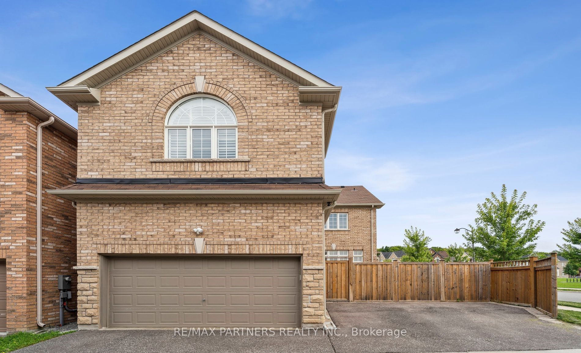 2 Portia Street, Markham, ON L6B 0Z4 photo 2