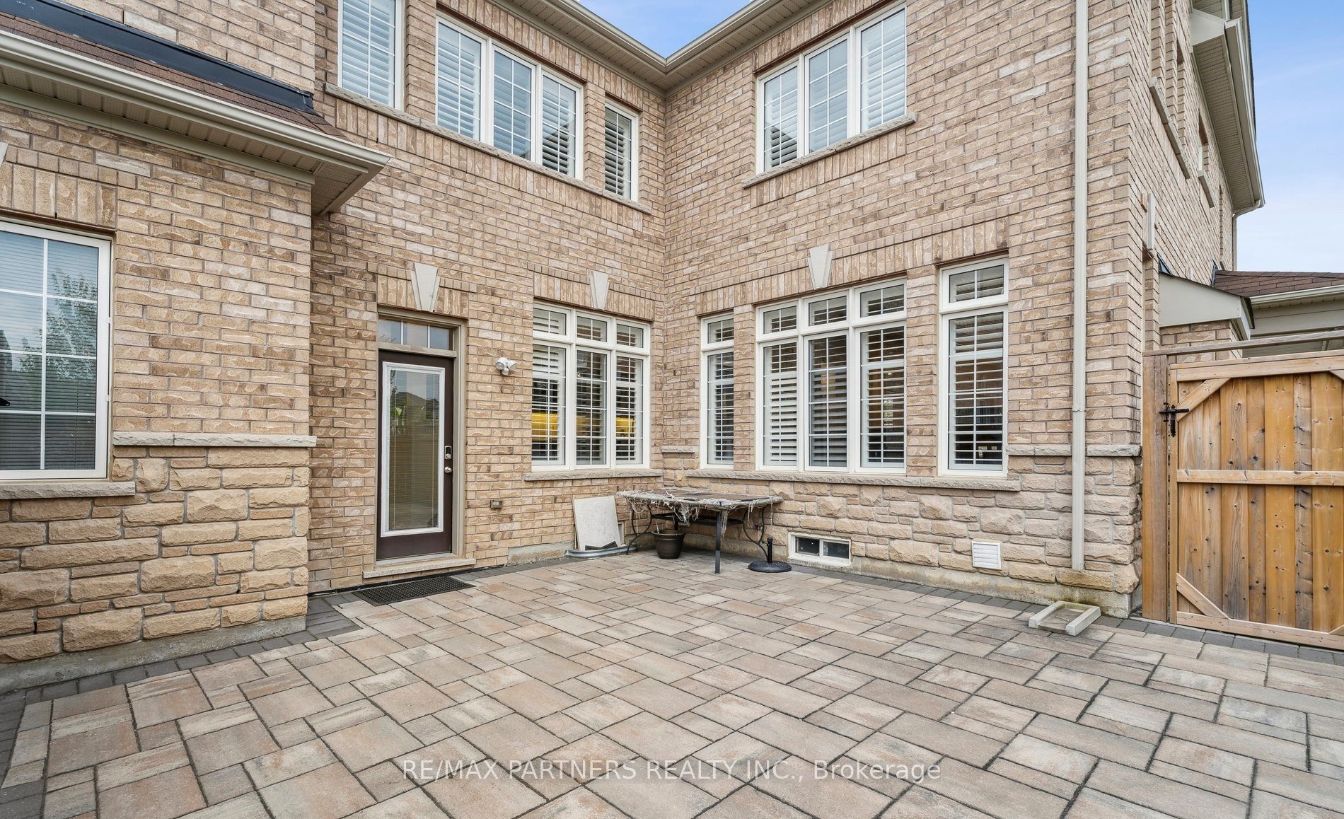 2 Portia Street, Markham, ON L6B 0Z4 photo 3