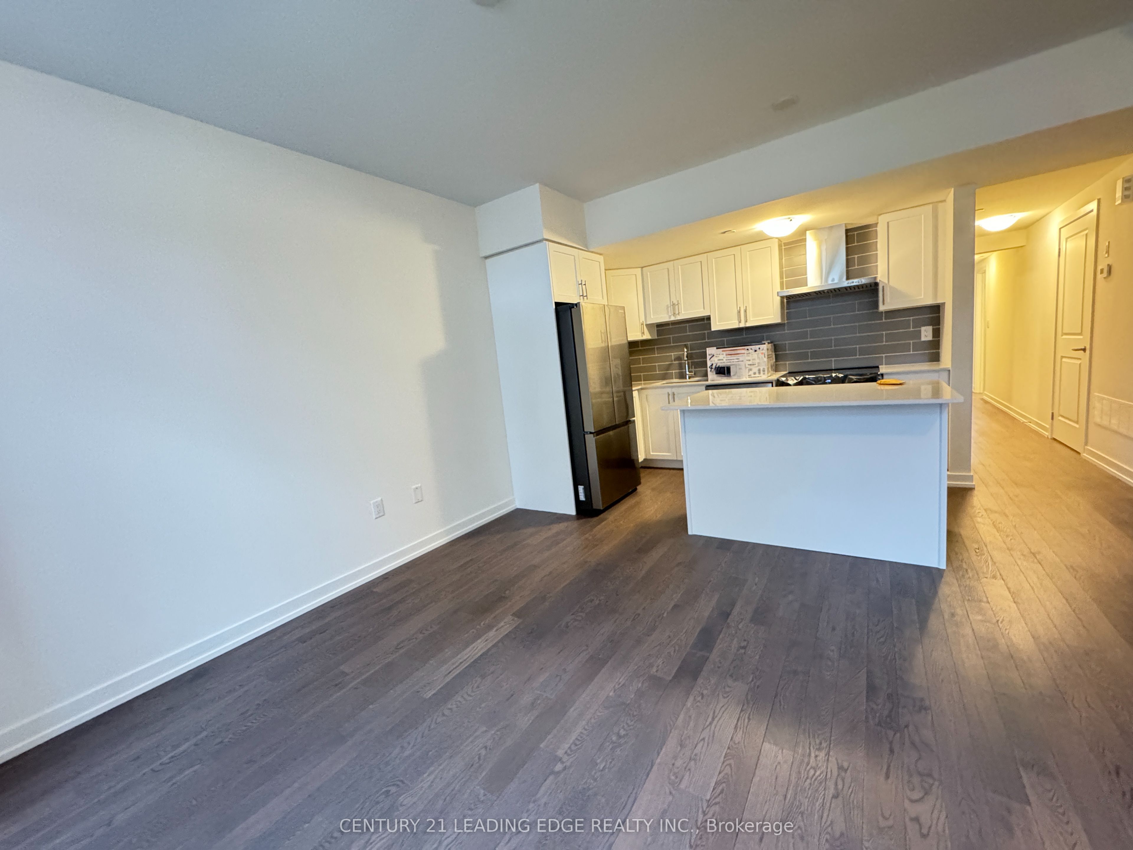 58 Elizabeth Street S 2108, Richmond Hill, ON L4C 5W2 photo 3
