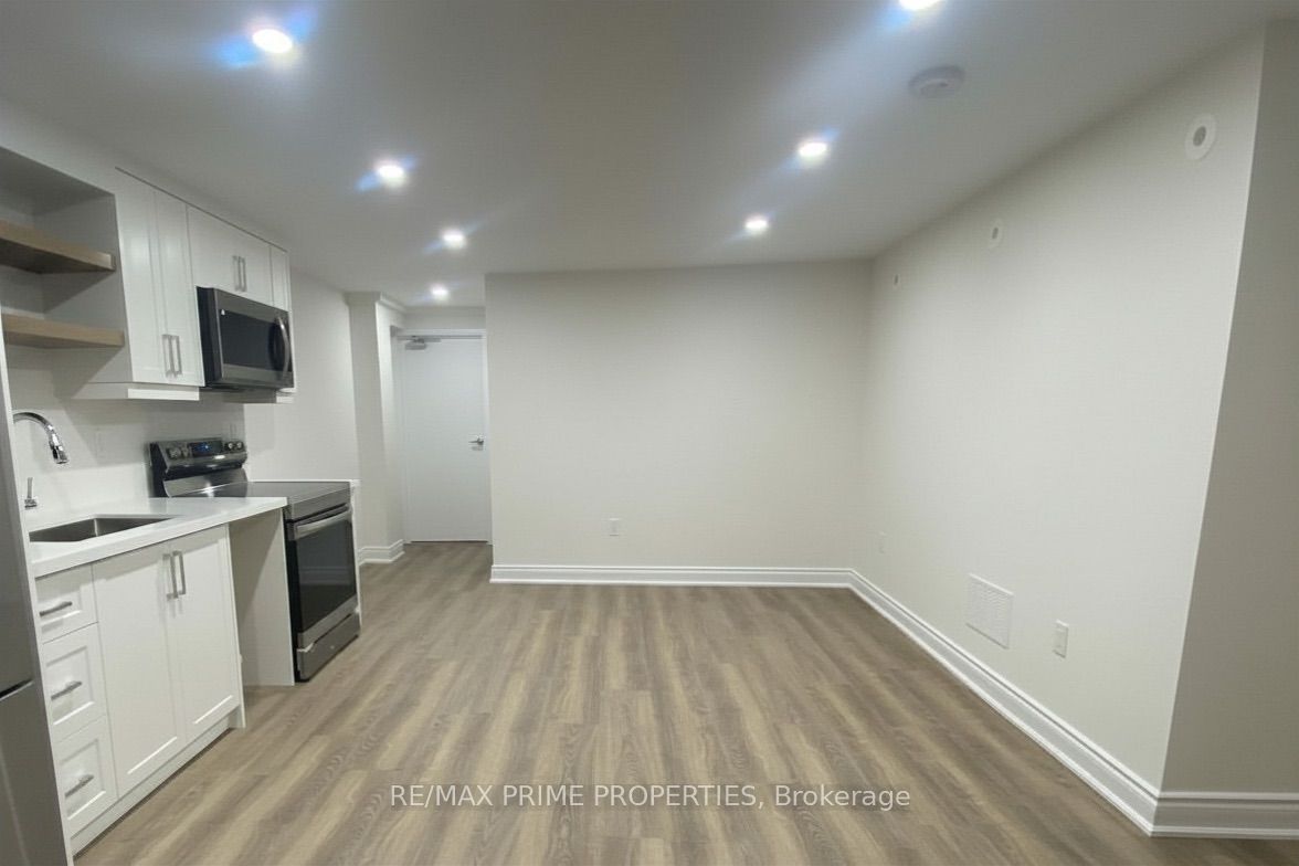 2929 Bur Oak Avenue Basement, Markham, ON L6B 1E6 photo 4