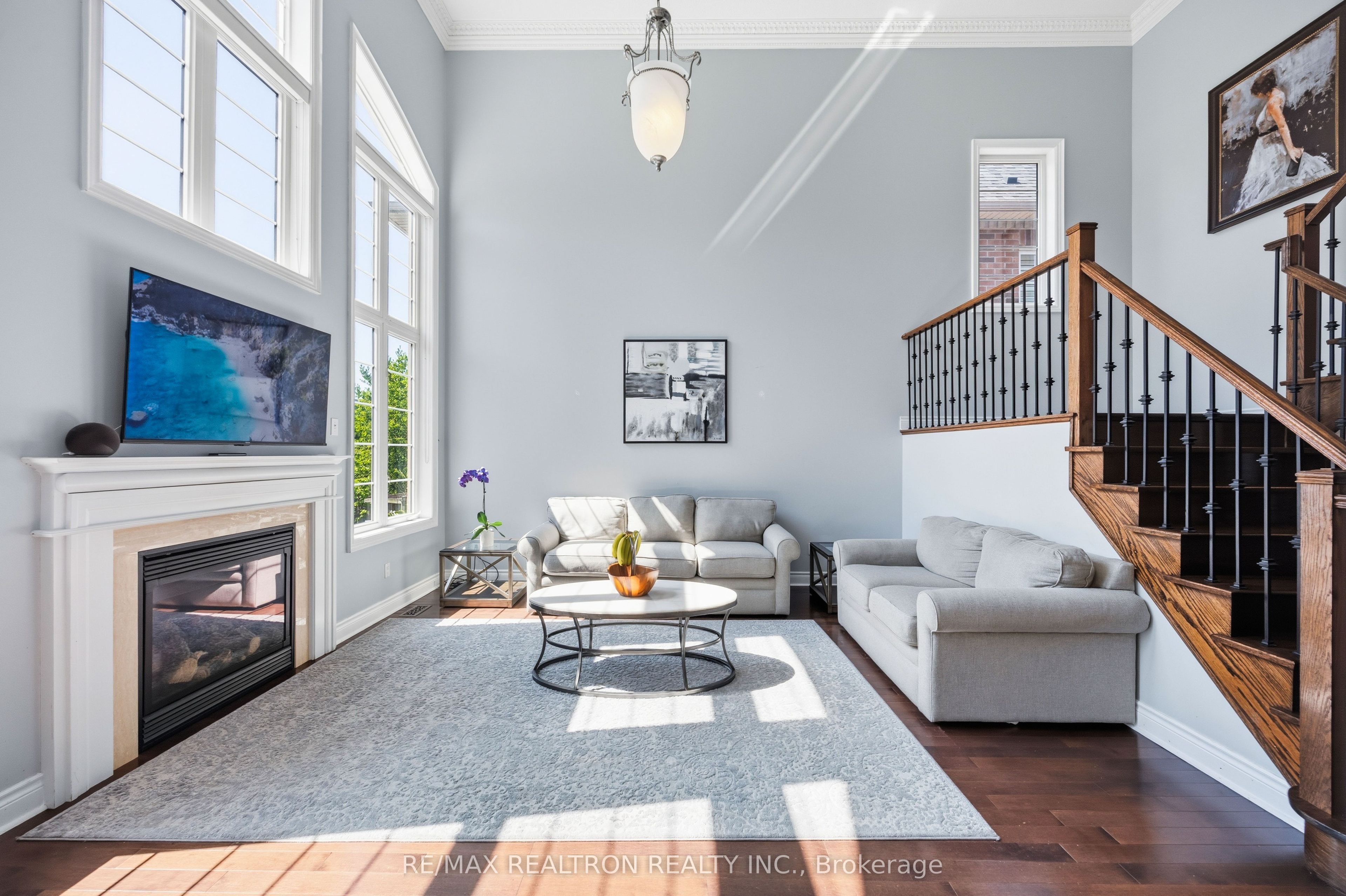 57 Dimarino Drive, Vaughan, ON L6A 0E8 photo 4