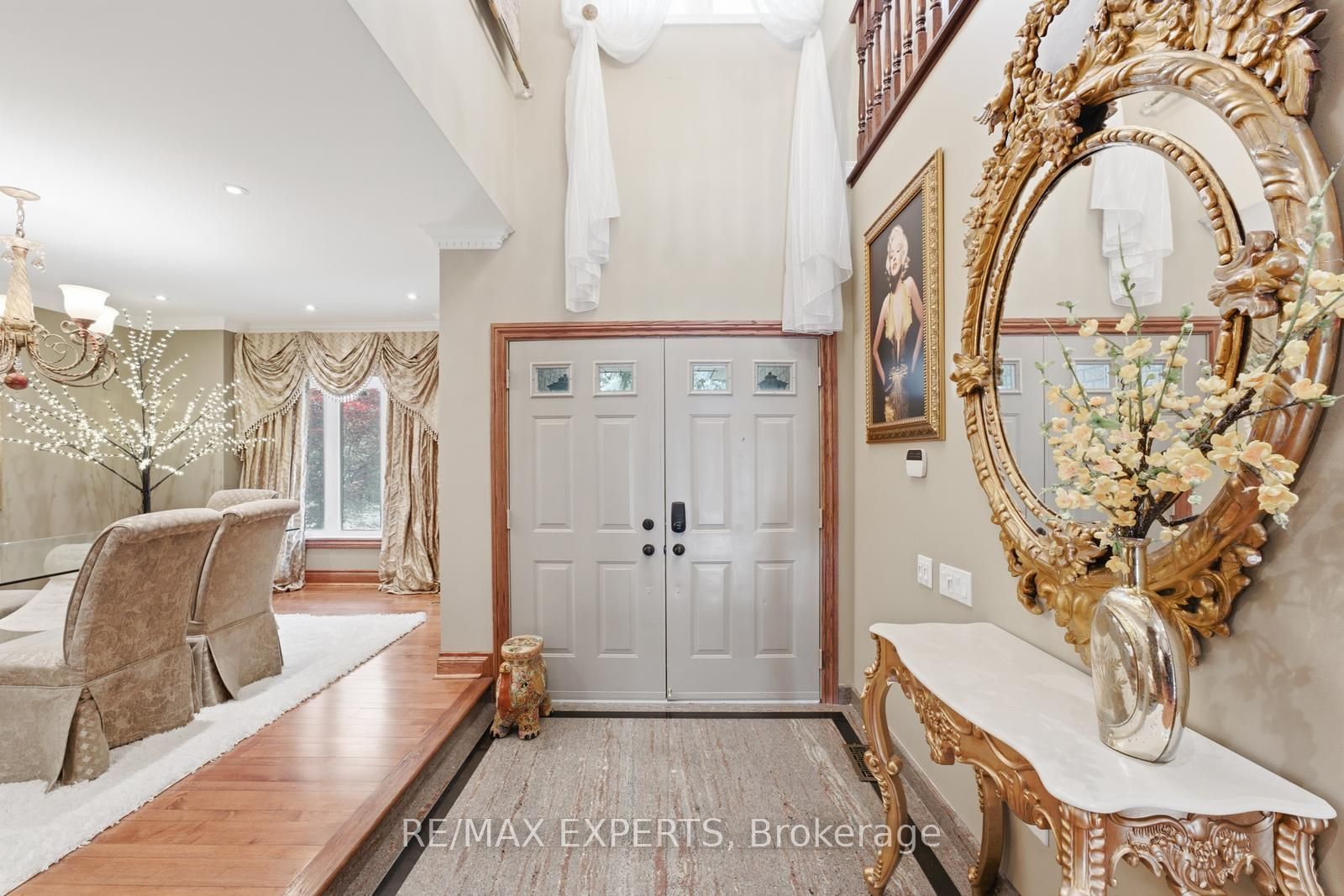 215 Velmar Drive, Vaughan, ON L4L 8K3 photo 5