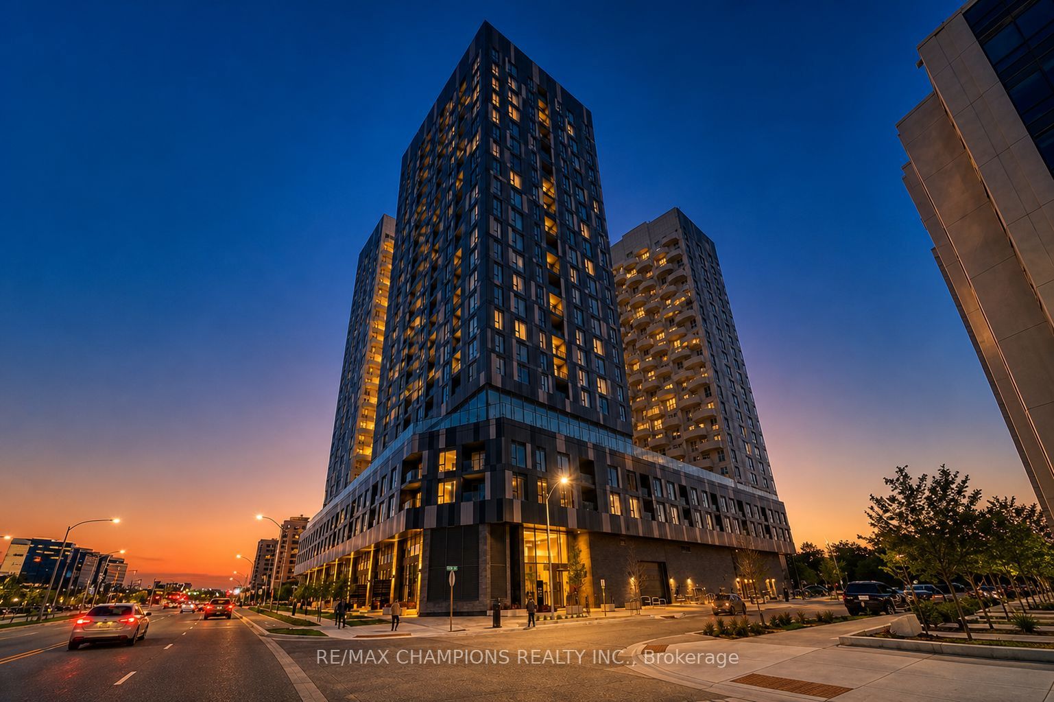 10 Abeja Street 1813, Vaughan, ON L4K 0R4