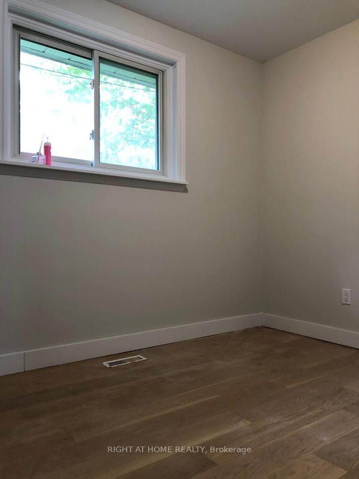 39 Devins Drive, Aurora, ON L4G 2Z3 photo 5