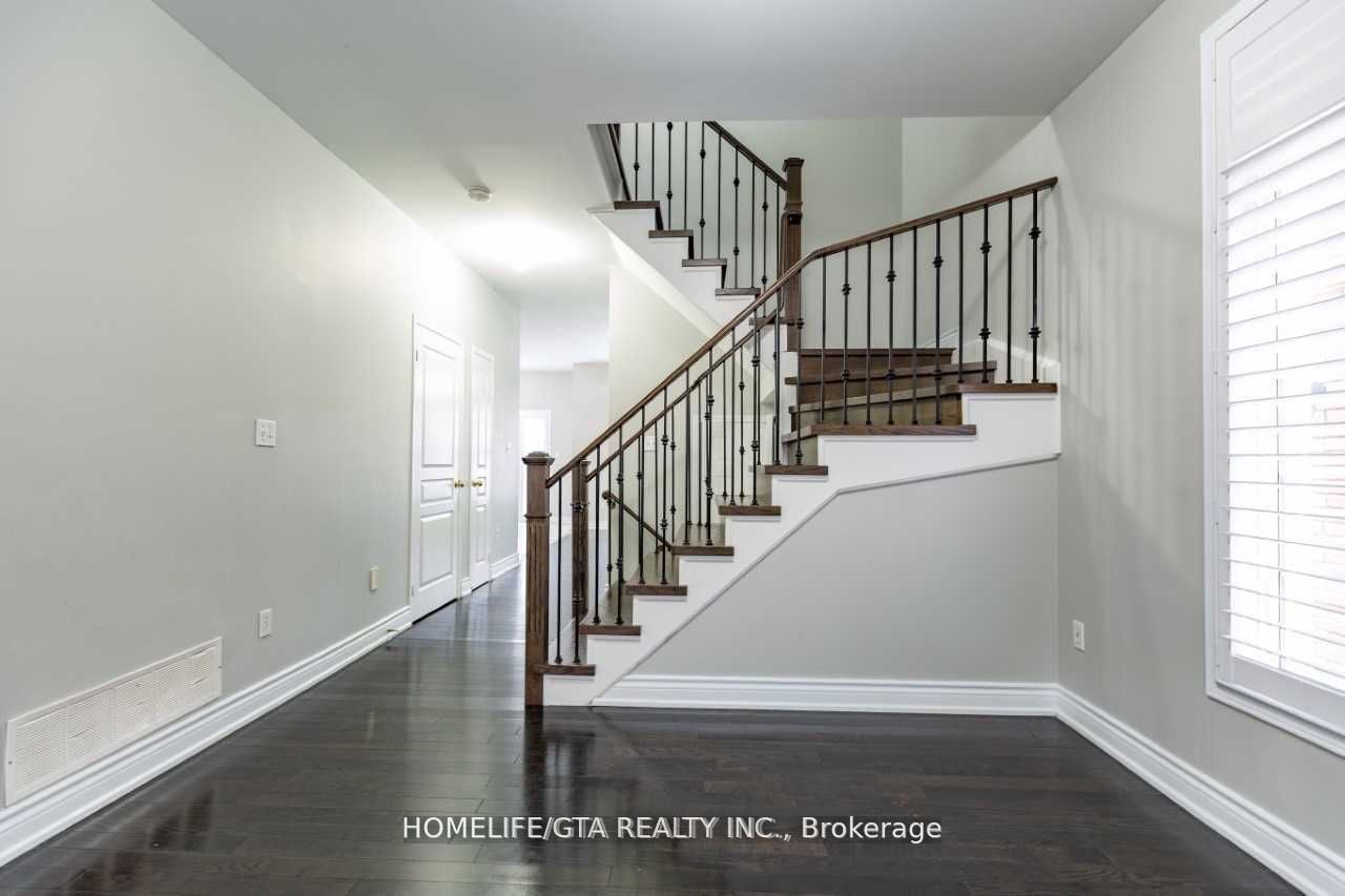 154 Goldenwood Crescent, Markham, ON L6E 1L8 photo 5