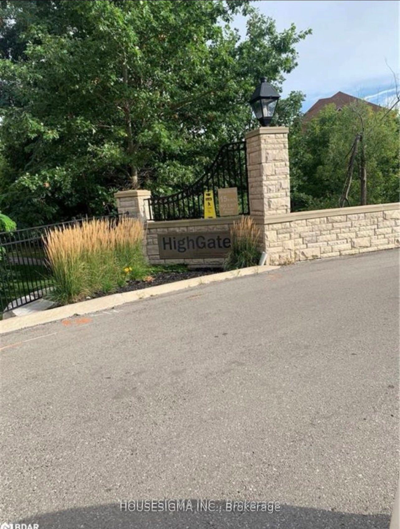 326 Doak Lane, Newmarket, ON L3Y 0A7 photo 2