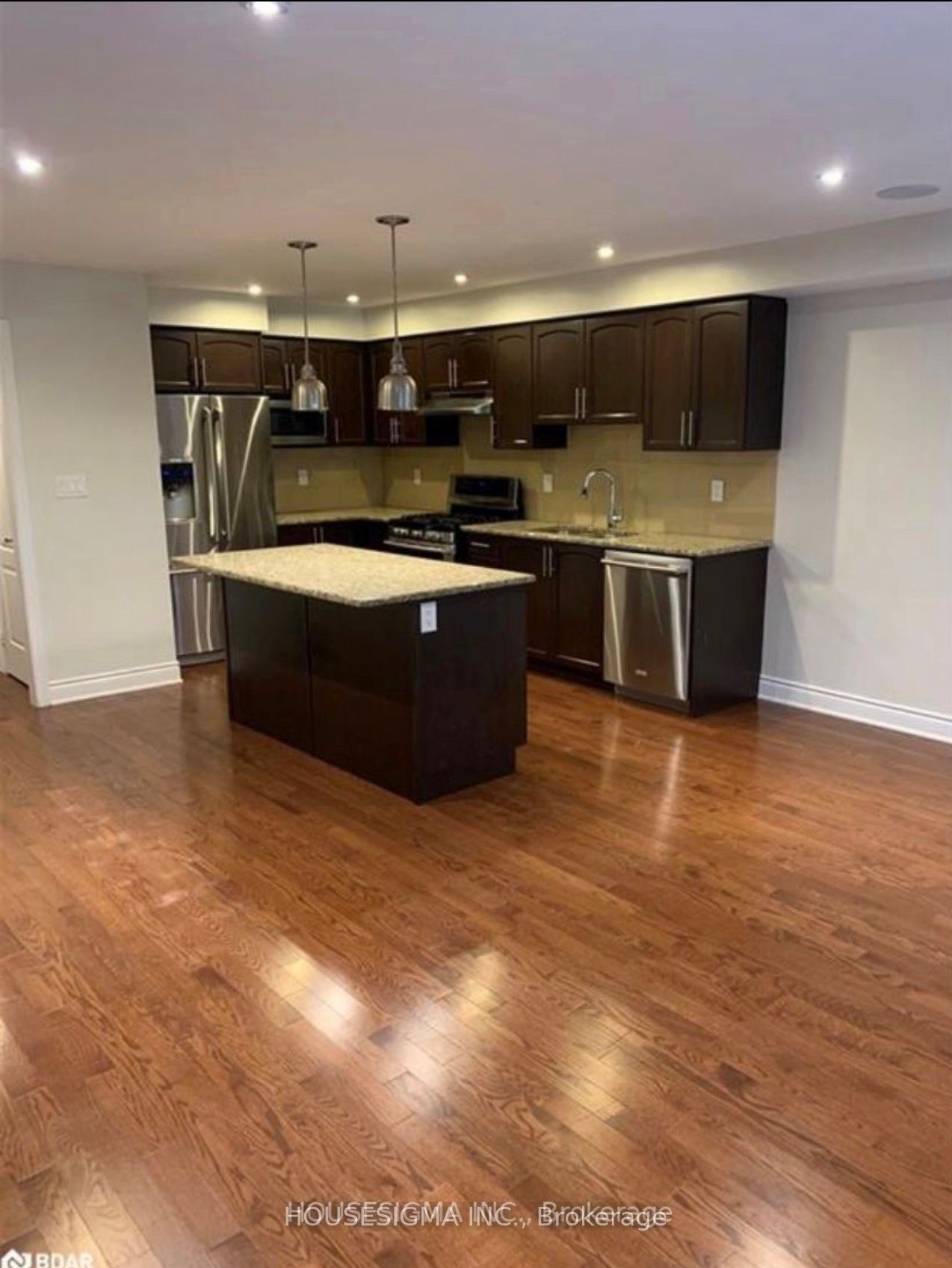 326 Doak Lane, Newmarket, ON L3Y 0A7 photo 5