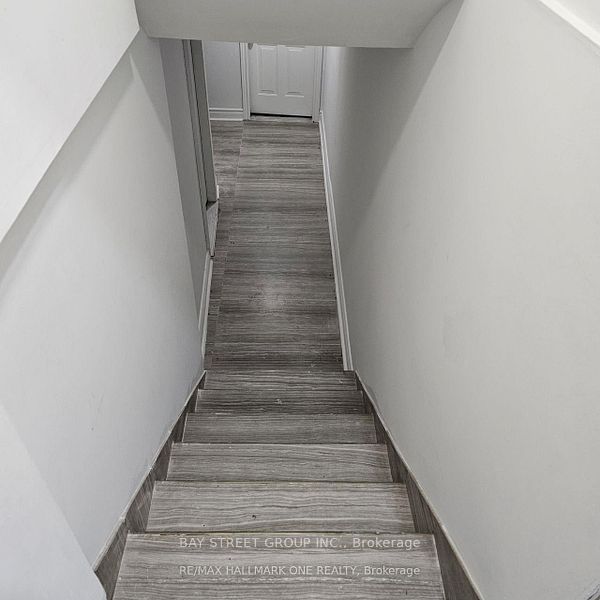 63 Yorkland Street, Richmond Hill, ON L4C 9Z4 photo 3