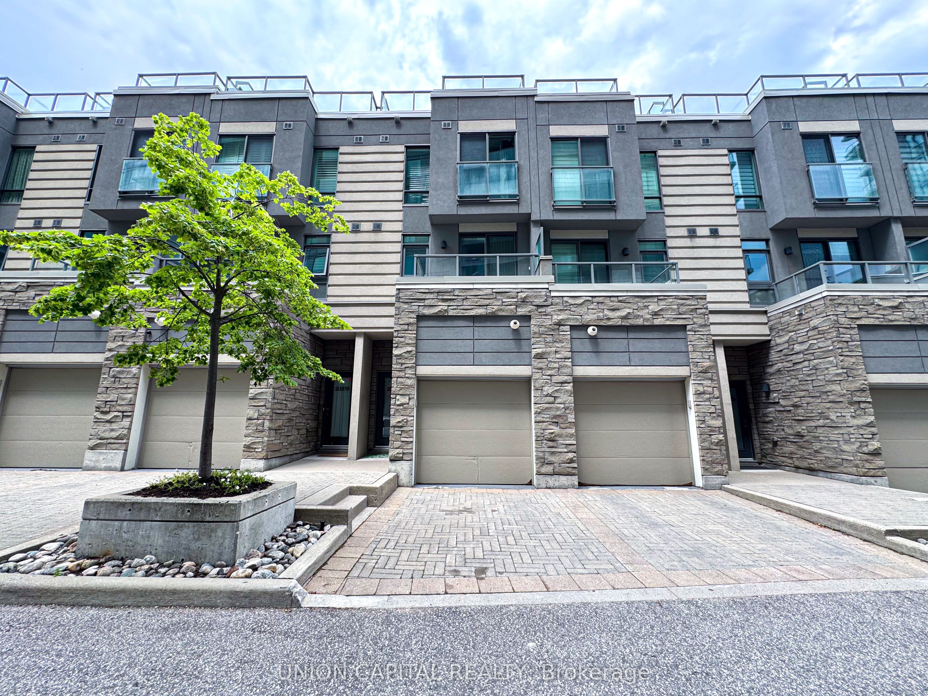 291 South Park Road, Markham, ON L3T 0B9 photo 3