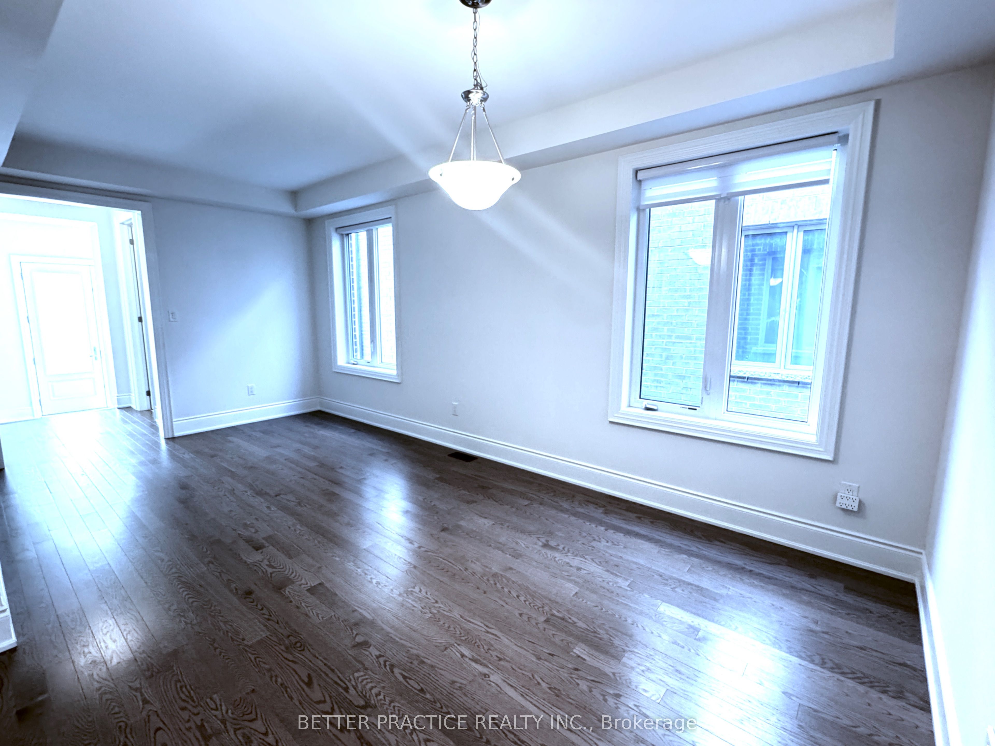 43 Kentledge Avenue, East Gwillimbury, ON L9N 0W3 photo 3