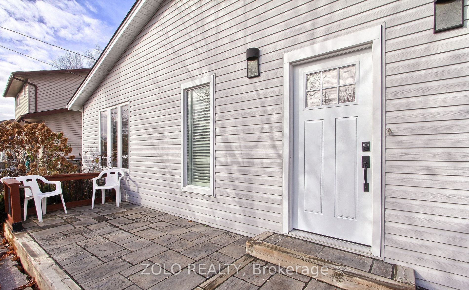 186 Beach Road, Georgina, ON L4P 2L9 photo 2