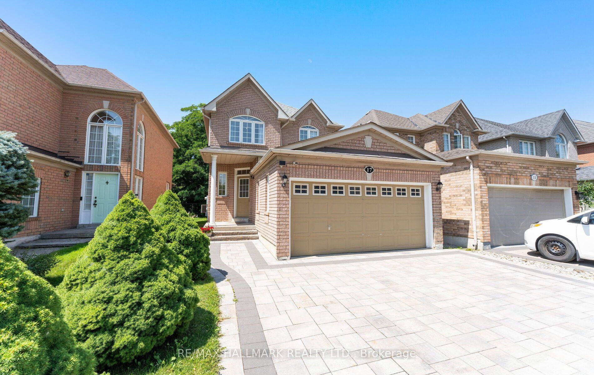 17 Rushingbrook Drive, Richmond Hill, ON L4S 1W6 photo 4