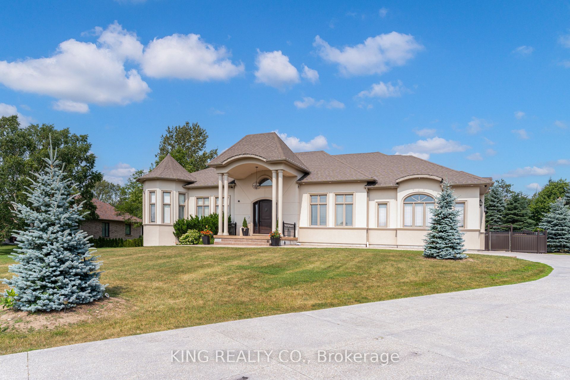2 Dale Crescent, Bradford West Gwillimbury, ON L0L 1L0 photo 2