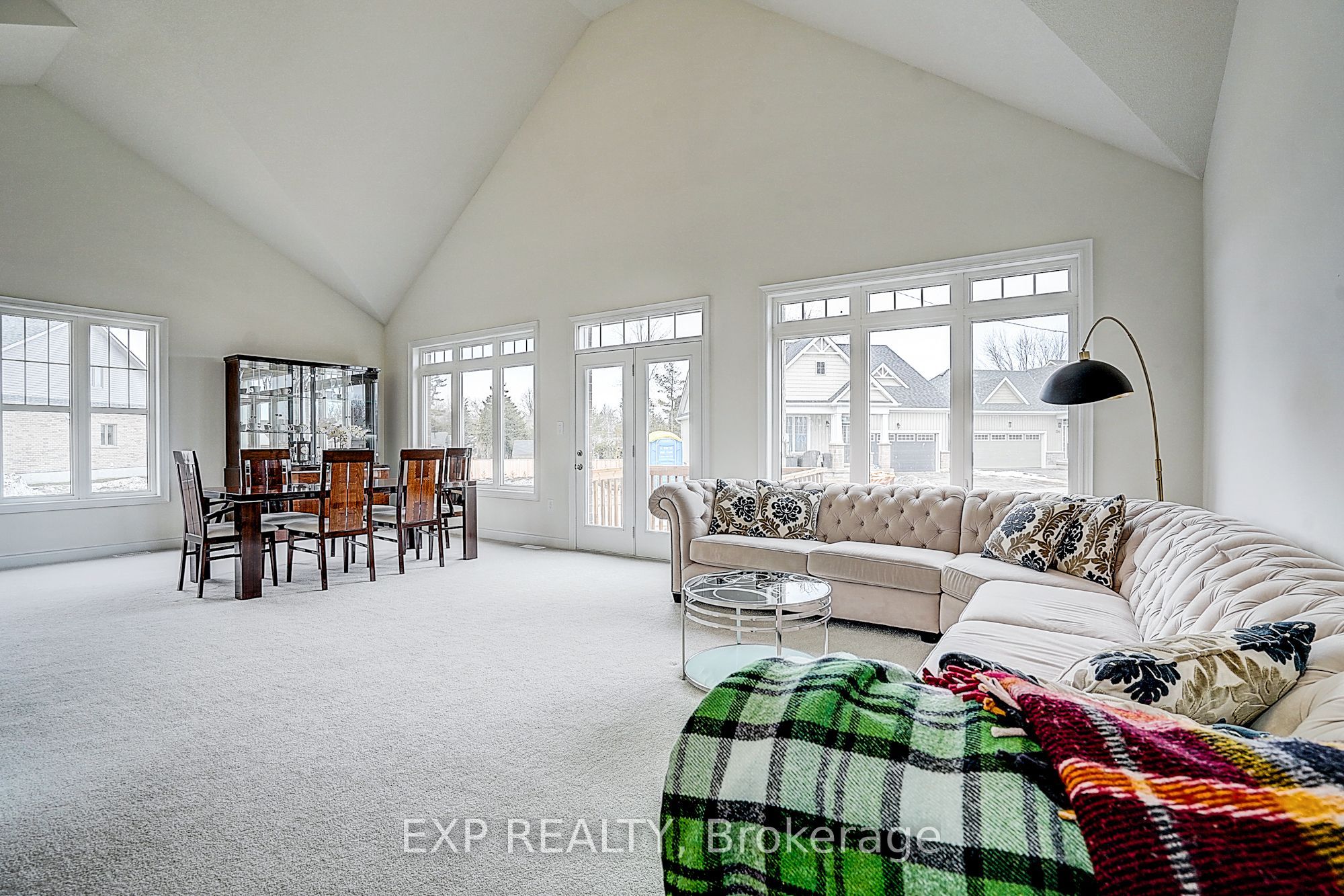 4 Palmira Drive, Georgina, ON L0E 1R0 photo 5