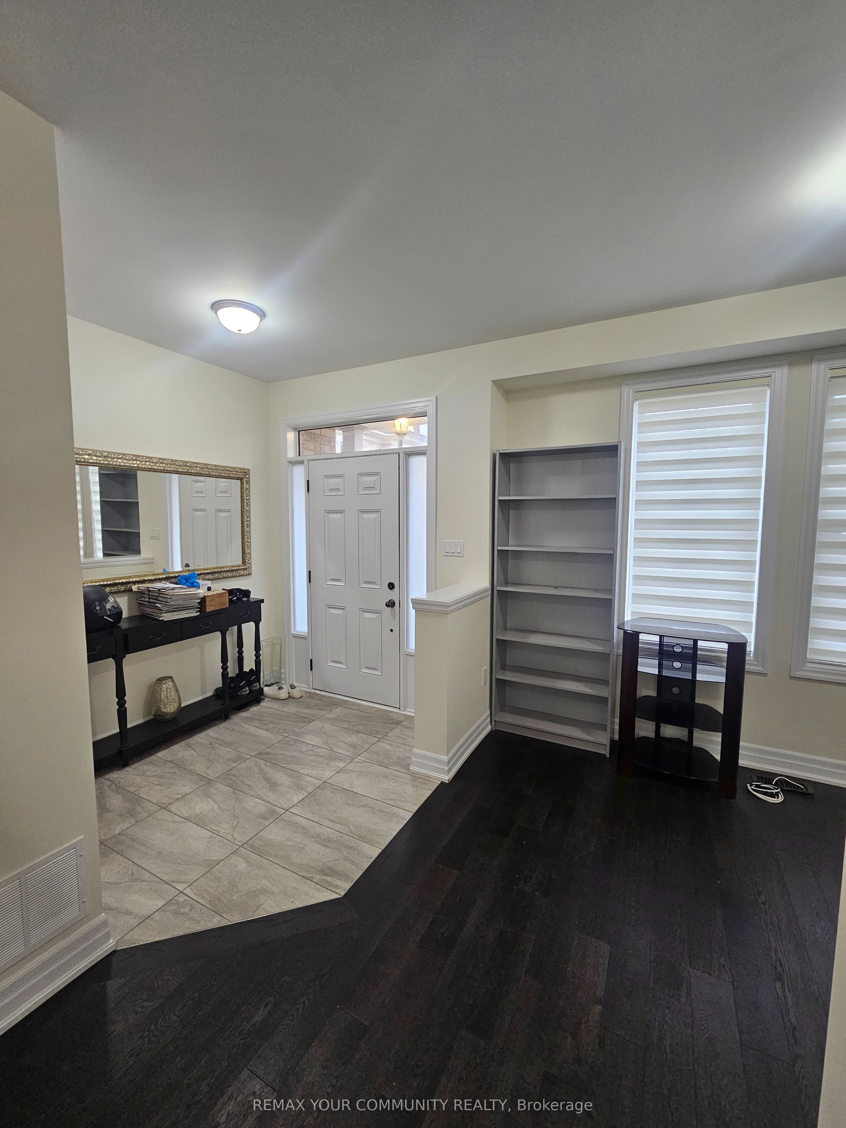 29 Amherst Circle, Vaughan, ON L6A 5A8 photo 4
