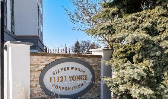 11121 Yonge Street 519, Richmond Hill, ON L4C 0S7 photo 2