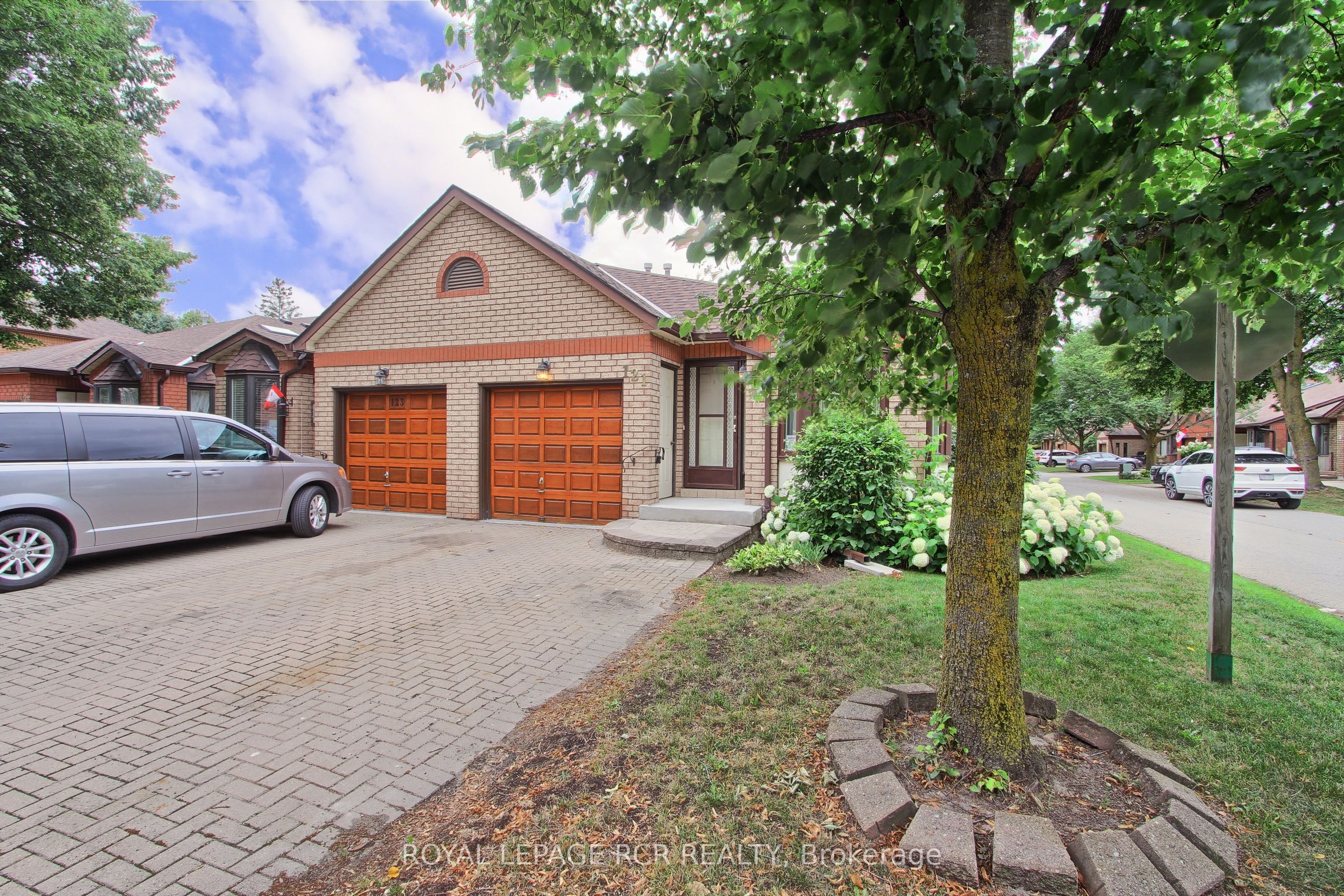 121 Green Briar Road 16, New Tecumseth, ON L9R 1S5 photo 4