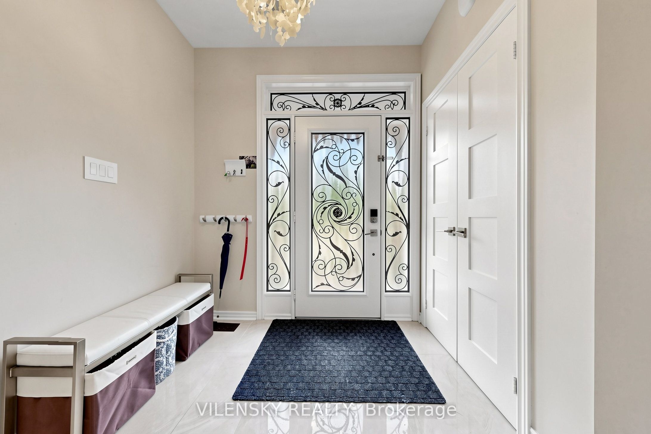 32 Santa Amato Crescent, Vaughan, ON L4J 0E9 photo 2