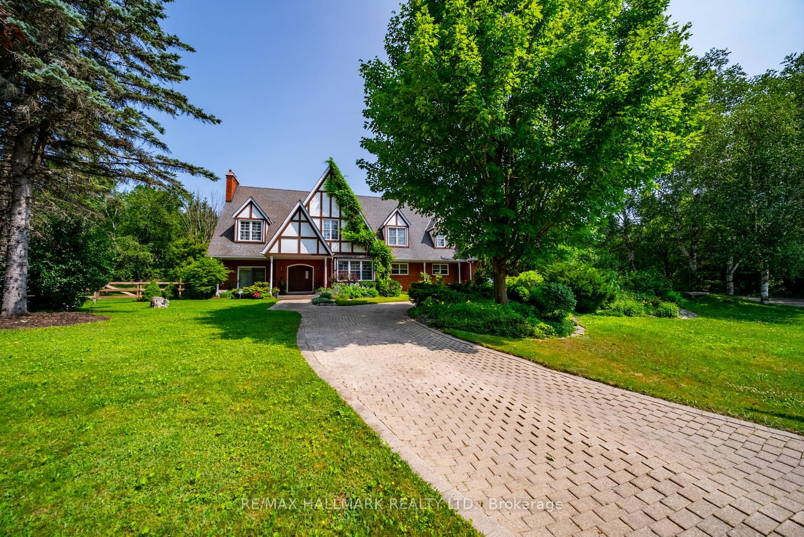 23 Forfardale Road, Whitchurch-Stouffville, ON L4A 7X3 photo 2