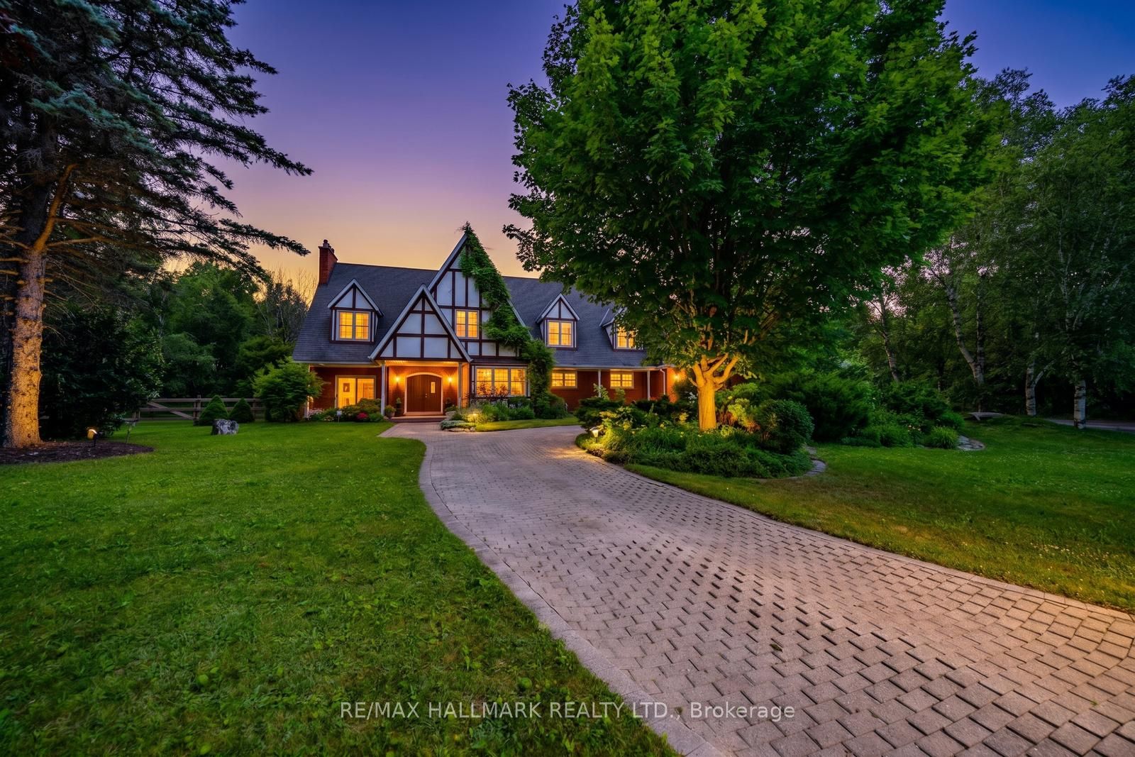 23 Forfardale Road, Whitchurch-Stouffville, ON L4A 7X3 photo 4