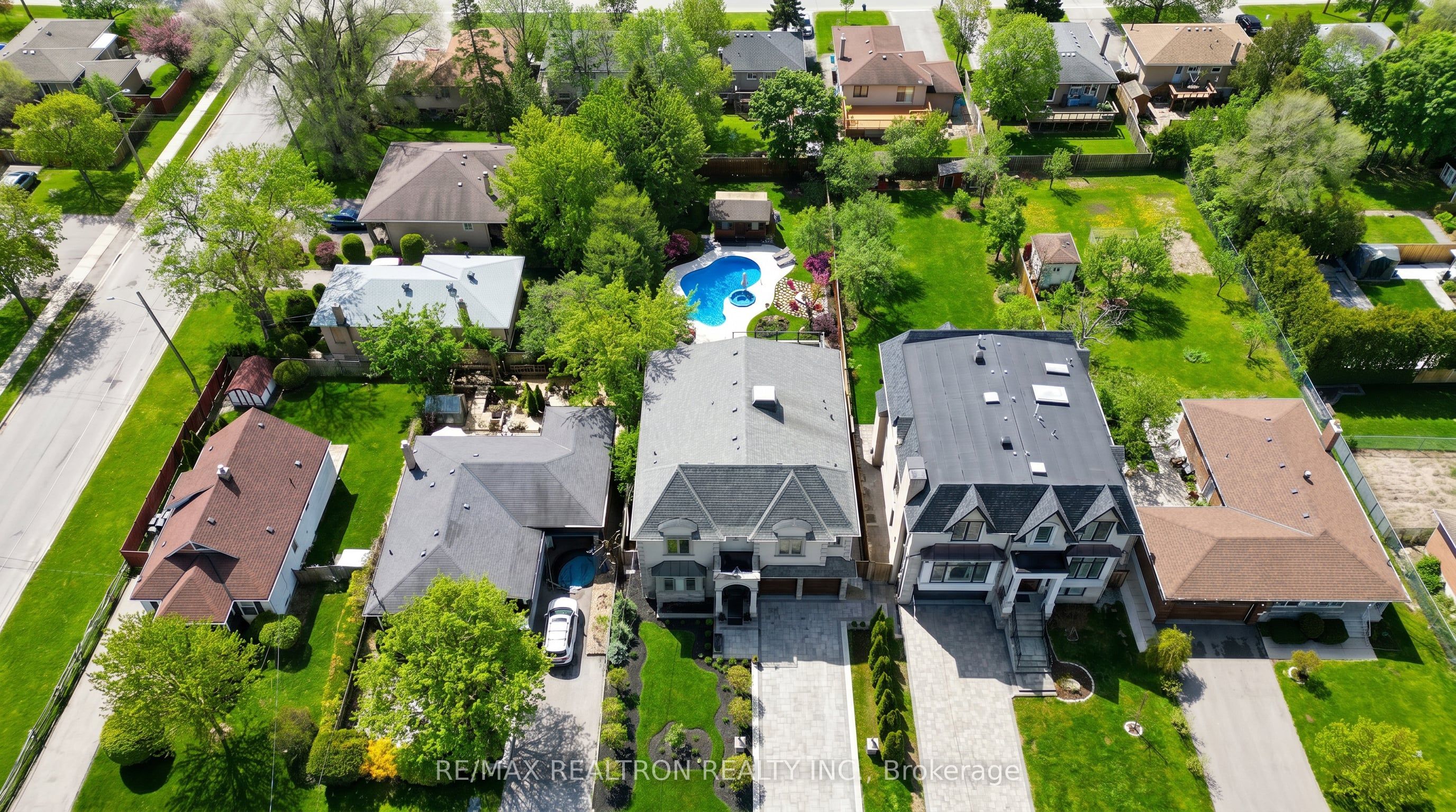 374 Elmwood Avenue, Richmond Hill, ON L4C 1M1 photo 4