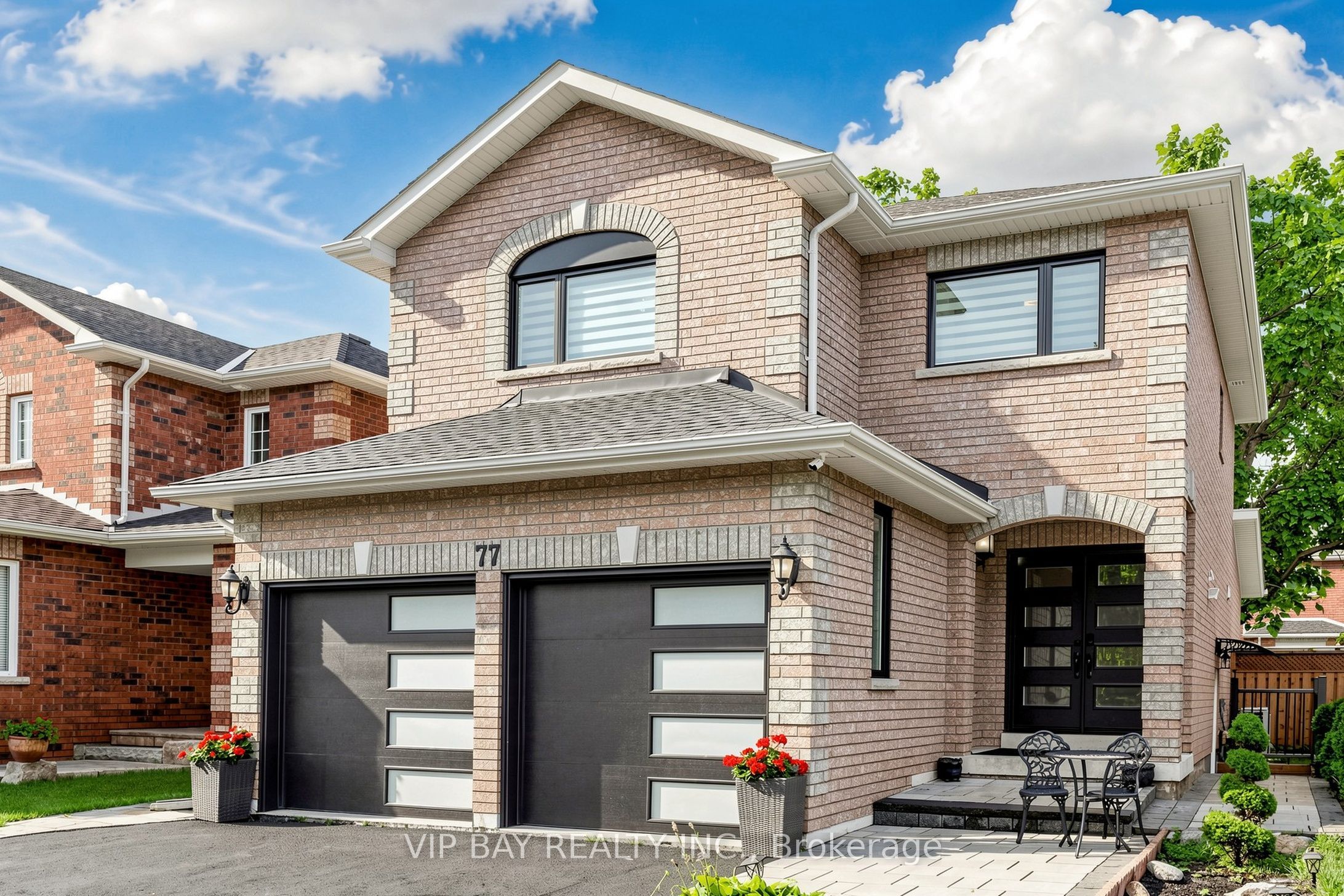 77 Amberview Drive, Georgina, ON L4P 3Y3 photo 2
