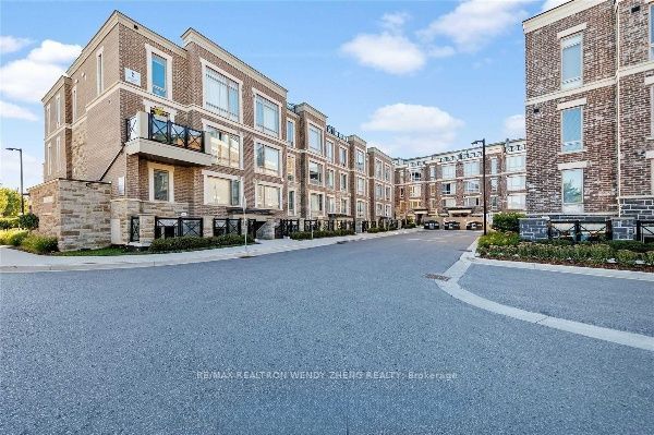 2 Westmeath Lane 2123, Markham, ON L3R 0G6