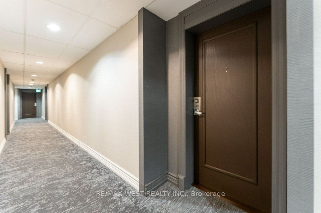 4620 Highway 7 Avenue PH 413, Vaughan, ON L4L 0B3 photo 5