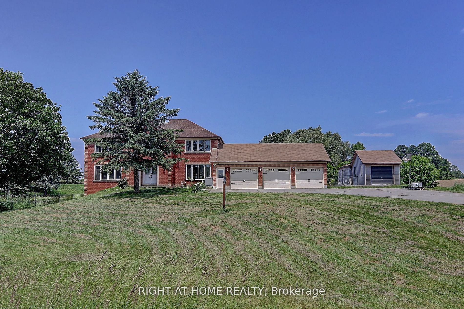 1008 Mount Albert Road, East Gwillimbury, ON L0G 1V0 photo 3