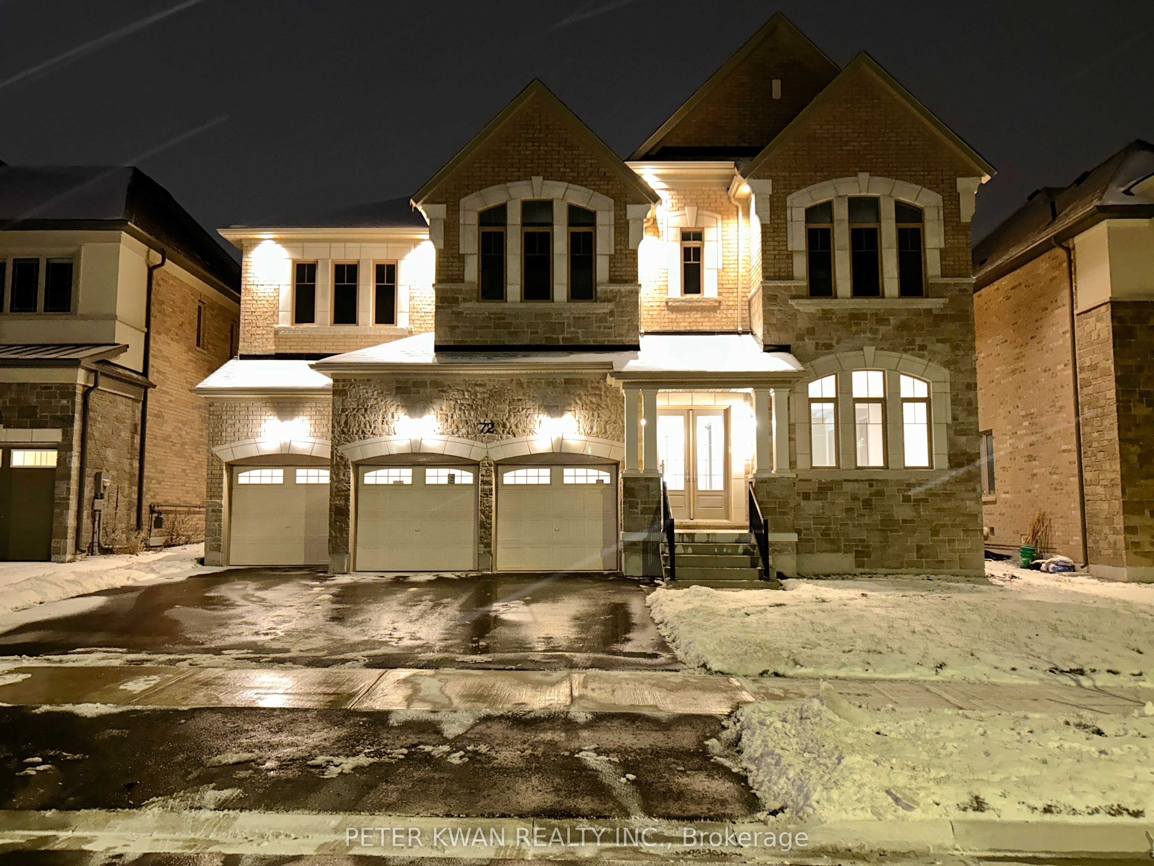 72 Silk Twist Drive, East Gwillimbury, ON L9N 0W4 photo 2