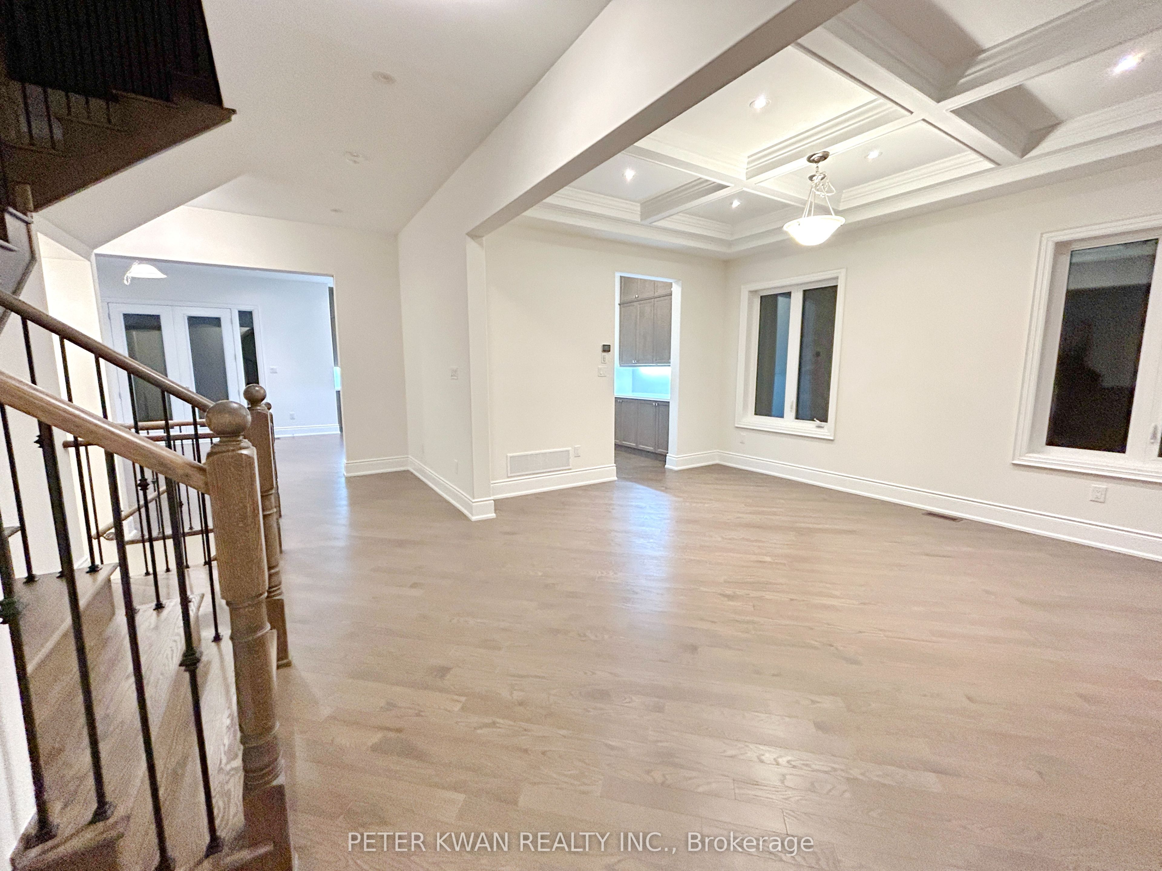 72 Silk Twist Drive, East Gwillimbury, ON L9N 0W4 photo 4