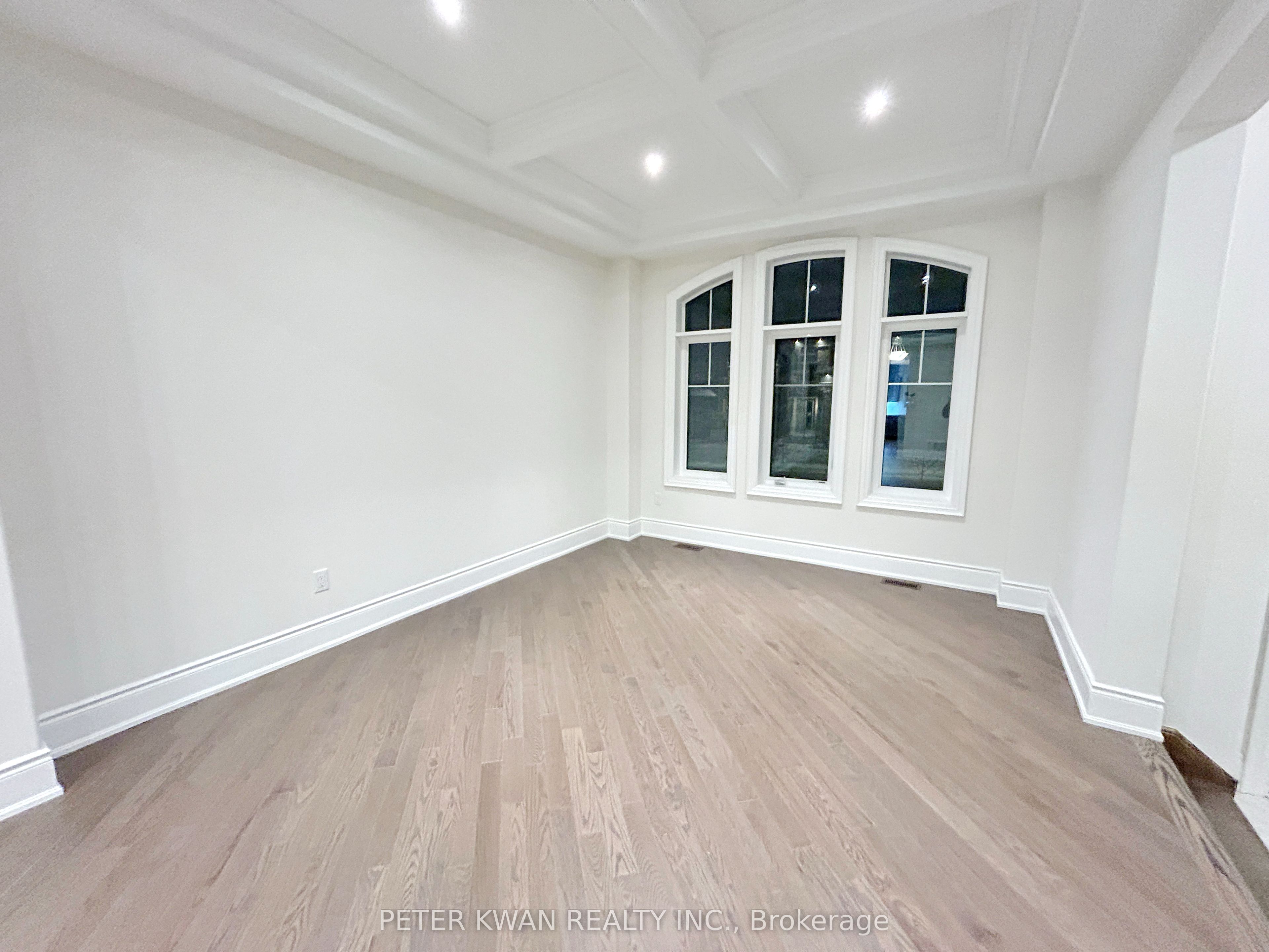72 Silk Twist Drive, East Gwillimbury, ON L9N 0W4 photo 5